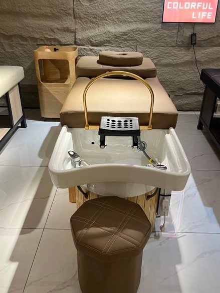 Stratégies d'Expansion pour un Head Spa Japonais, Nouvelles Succursales et Services Innovants.