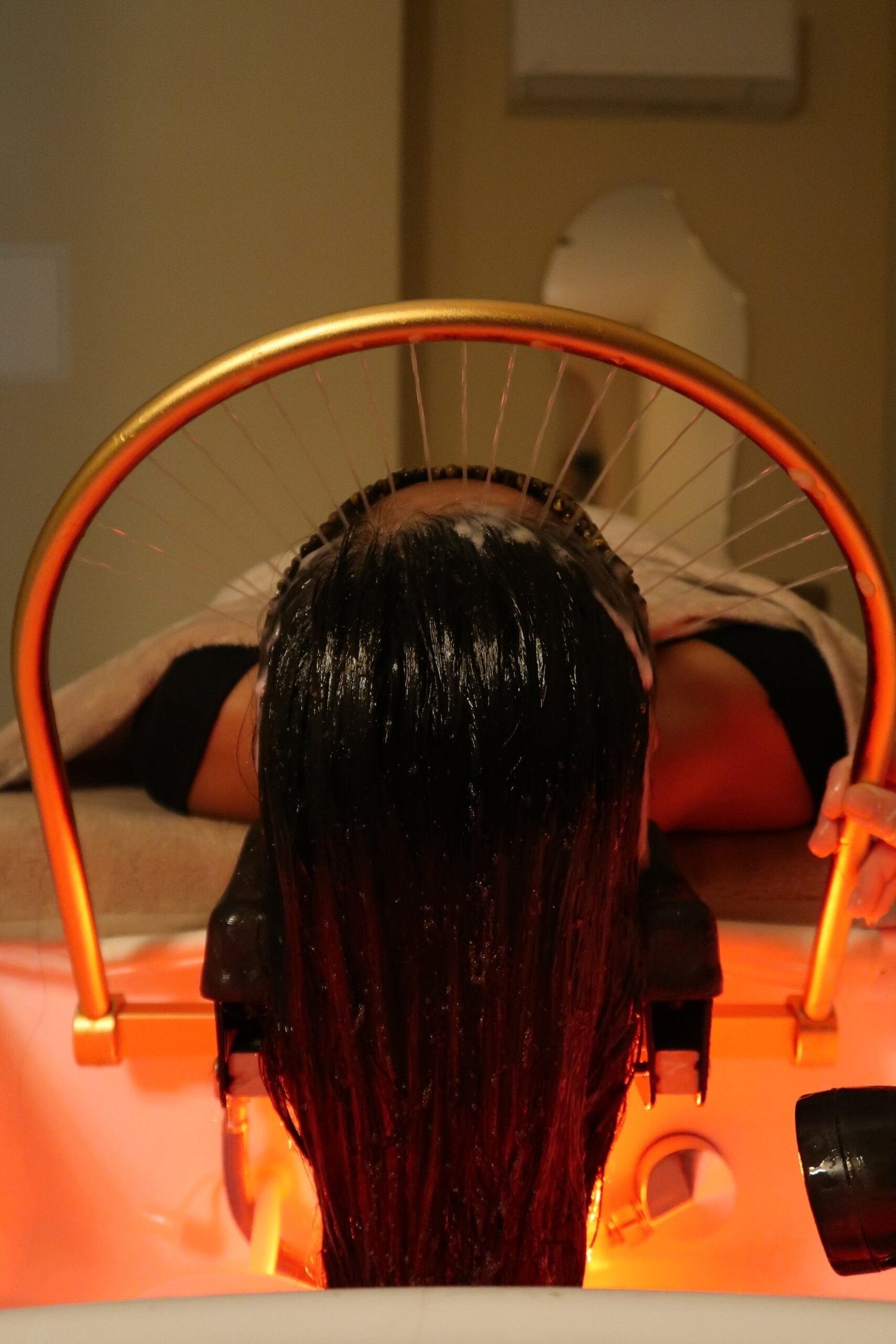 Offrir une Expérience Premium : Pourquoi Vos Clients Exigent du Matériel Hair Spa innovant